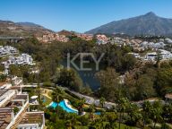 Apartamento en venta en Palacetes Los Belvederes, Nueva Andalucia