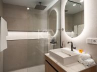 Apartamento en venta en Palacetes Los Belvederes, Nueva Andalucia