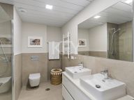 Town House for sale in Altos del Rodeo, Nueva Andalucia