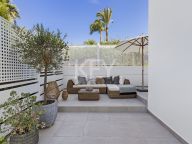 Town House for sale in Altos del Rodeo, Nueva Andalucia