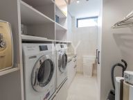Вилла на продажу в El Paraiso, Эстепона