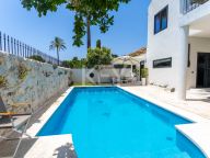 Вилла на продажу в El Paraiso, Эстепона