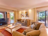 Apartment for sale in Lagos de Sierra Blanca, Marbella Golden Mile