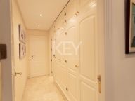 Apartment for sale in Lagos de Sierra Blanca, Marbella Golden Mile