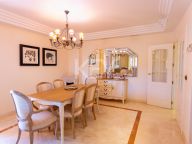 Apartment for sale in Lagos de Sierra Blanca, Marbella Golden Mile