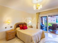Apartment for sale in Lagos de Sierra Blanca, Marbella Golden Mile