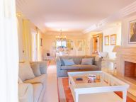 Apartment for sale in Lagos de Sierra Blanca, Marbella Golden Mile