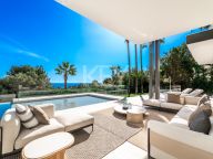 Villa for sale in Cascada de Camojan, Marbella Golden Mile