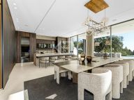 Villa for sale in Cascada de Camojan, Marbella Golden Mile