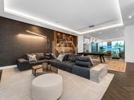 Villa for sale in Cascada de Camojan, Marbella Golden Mile