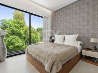 Villa for sale in Arboleda, Estepona