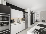 Villa for sale in Arboleda, Estepona