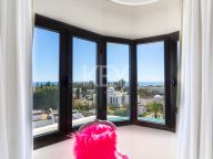Penthouse for sale in Coto Real, Marbella Golden Mile