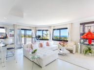 Penthouse for sale in Coto Real, Marbella Golden Mile