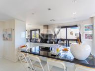 Penthouse for sale in Coto Real, Marbella Golden Mile