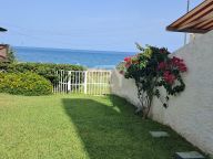 Villa en venta en Bahia Dorada, Estepona