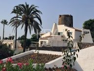 Villa en venta en Bahia Dorada, Estepona