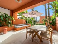 Таунхаус на продажу в Monte Marbella Club, Золотая Миля