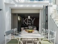 Спаренный дом на продажу в El Oasis Club, Золотая Миля