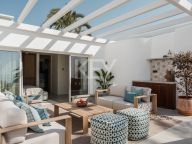Спаренный дом на продажу в El Oasis Club, Золотая Миля