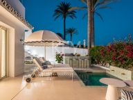 Спаренный дом на продажу в El Oasis Club, Золотая Миля