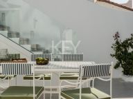 Спаренный дом на продажу в El Oasis Club, Золотая Миля