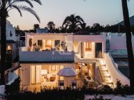 Спаренный дом на продажу в El Oasis Club, Золотая Миля