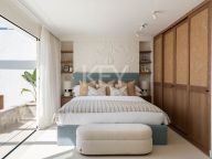 Спаренный дом на продажу в El Oasis Club, Золотая Миля