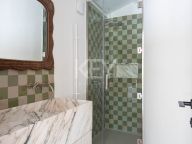 Спаренный дом на продажу в El Oasis Club, Золотая Миля
