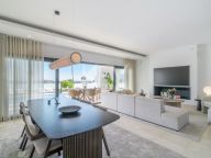 Villa for sale in Atalaya Fairways, Benahavis