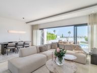 Villa for sale in Atalaya Fairways, Benahavis