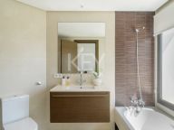 Villa for sale in Atalaya Fairways, Benahavis