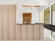 Villa en venta en El Madroñal, Benahavis