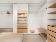 Villa en venta en El Madroñal, Benahavis