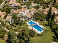 Villa en venta en Nueva Andalucia