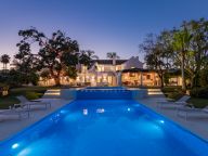 Villa en venta en Nueva Andalucia