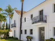 Villa en venta en Nueva Andalucia