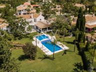 Villa en venta en Nueva Andalucia