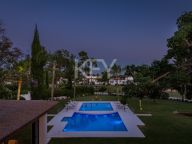 Villa en venta en Nueva Andalucia
