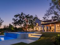 Villa en venta en Nueva Andalucia