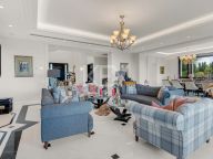 Villa en venta en Benahavis