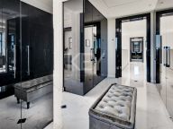 Villa en venta en Benahavis