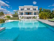 Villa en venta en Benahavis