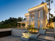 Villa en venta en La Quinta, Benahavis