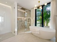 Villa en venta en La Quinta, Benahavis