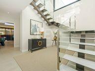 Вилла на продажу в La Quinta, Бенахавис