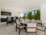 Вилла на продажу в La Quinta, Бенахавис