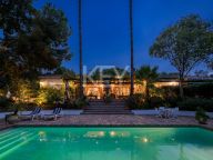 Villa for sale in Benahavis