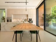 Villa en venta en Guadalmina Alta, San Pedro de Alcantara