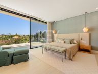 Villa en venta en Guadalmina Alta, San Pedro de Alcantara